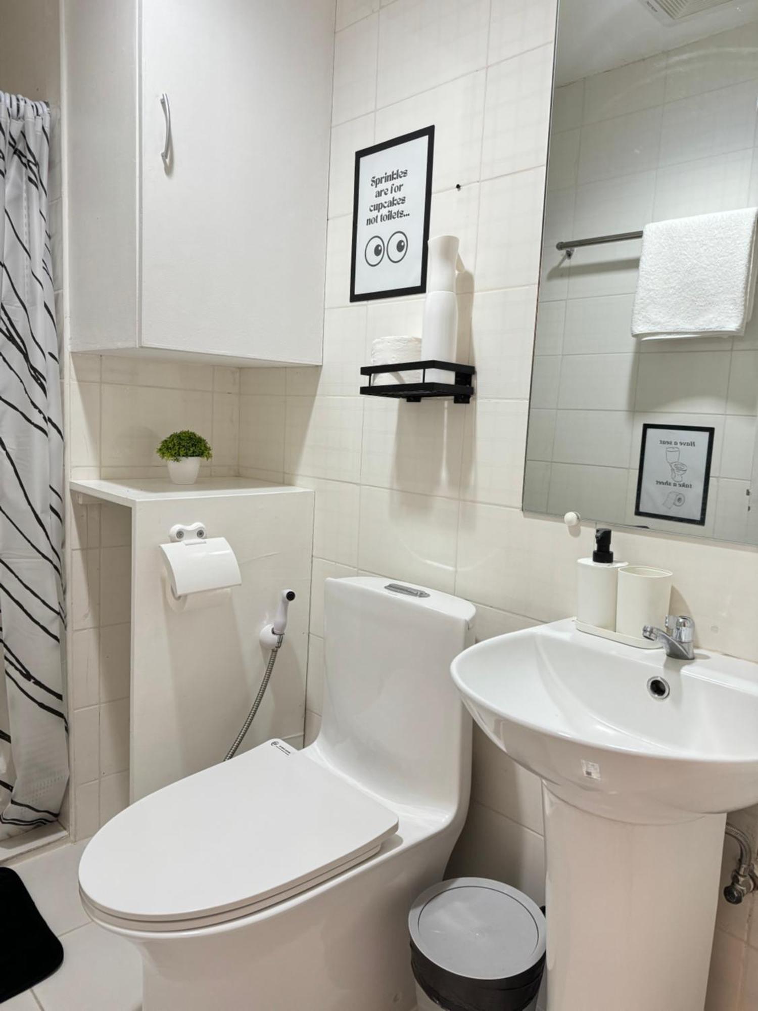 Charm'S Place Olongapo Ngoại thất bức ảnh